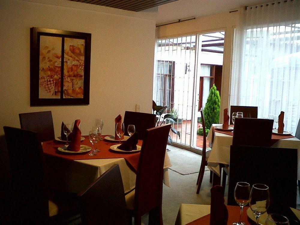 Balmoral Casa & 3*