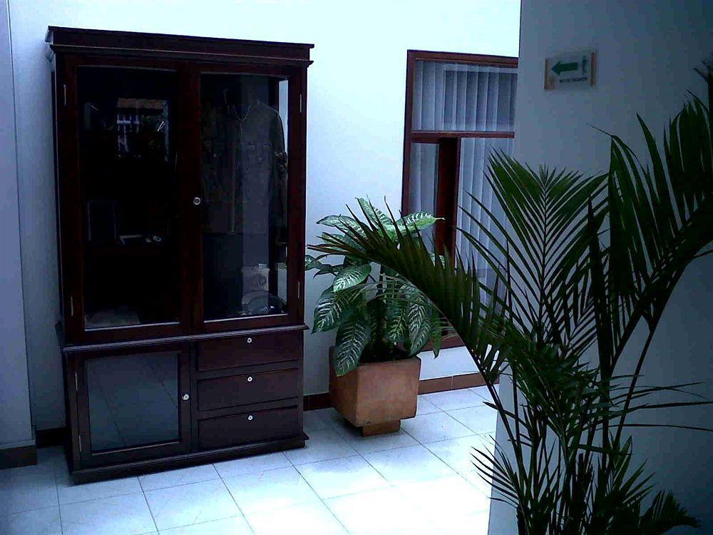 Balmoral Casa & 3*